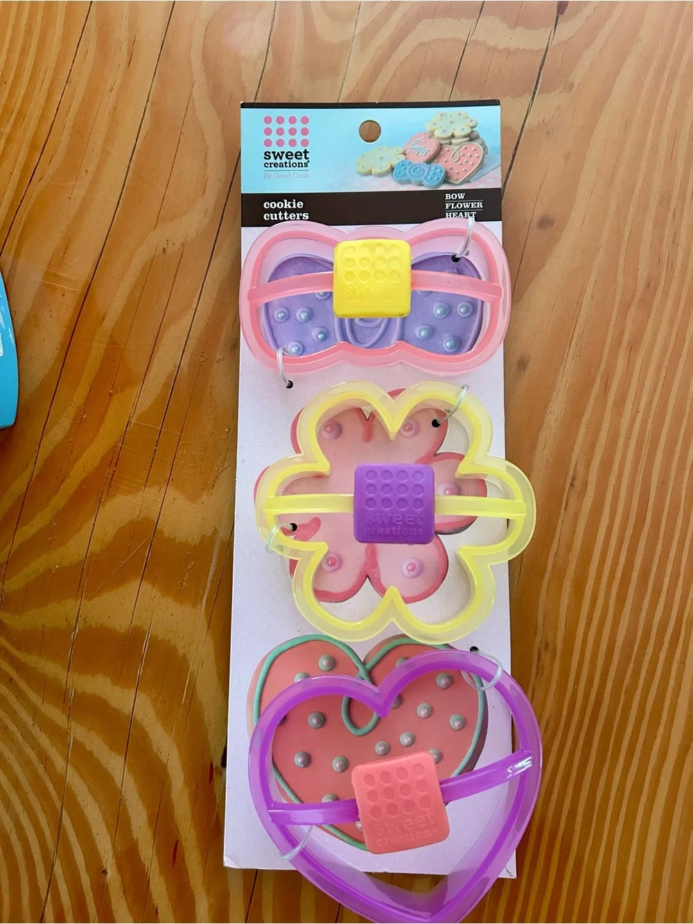 Silicone Popsicle Mold and Cookie Cutters Set